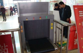 經常過X光安檢機對人體安全嗎？